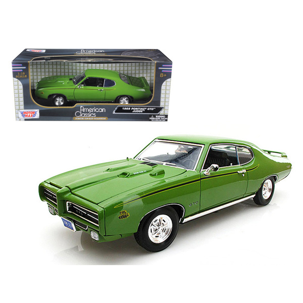 Motormax 1969 GTO Judge Green 1:18 Diecast Model Car