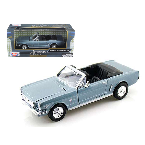 Motormax 1964 1/2 Mustang Conv Light Blue 1:24 Scale