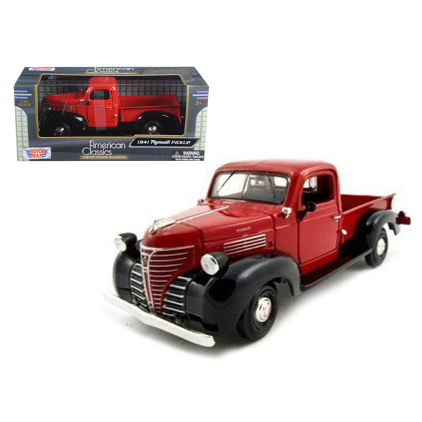 Motormax 1941 Plymouth Pickup 1/24 Scale Red Diecast Model