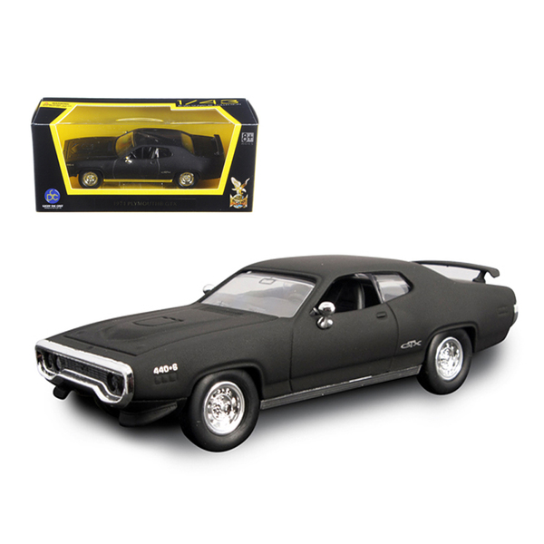 Road Signature 1971 Plymouth GTX Matte Black 1/43 Diecast Model
