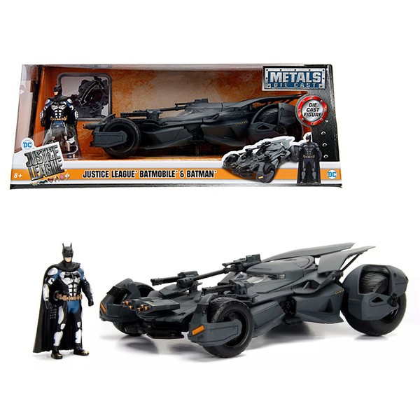 Jada 2017 Justice League Batmobile with Batman Figure 1/24 Scale