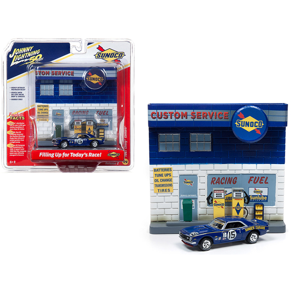 Johnny Lightning 1967 Camaro Sunoco & Gas Station Diorama 1/64