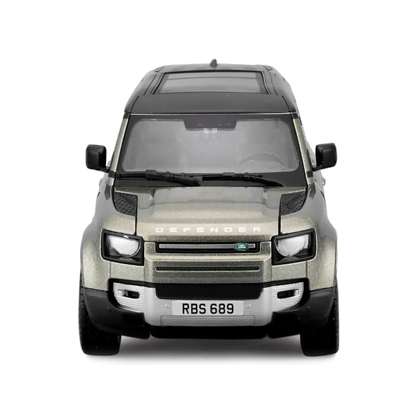 Bburago 2022 Land Rover Defender 110 Green 1/24 Scale