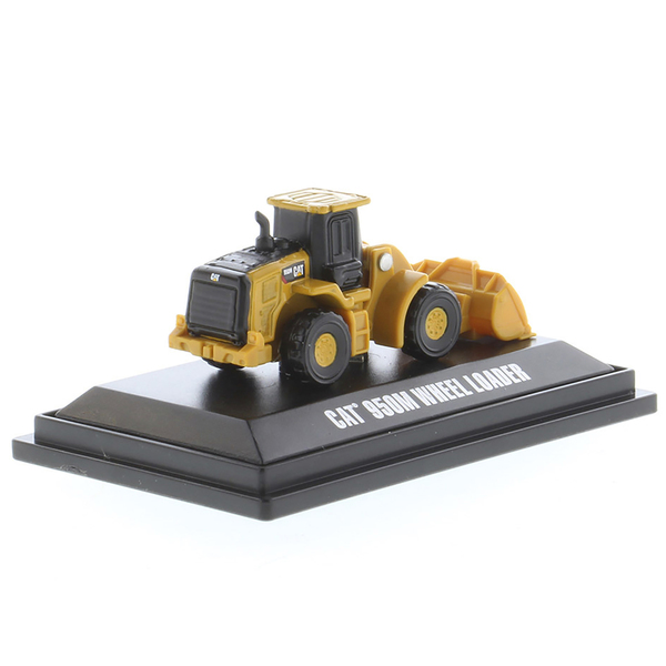 Diecast Masters CAT 950M Wheel Loader Yellow Micro-Constructor