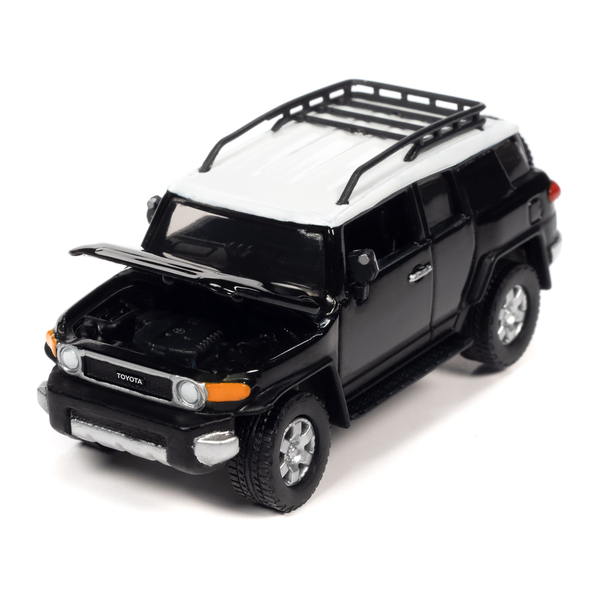 Johnny Lightning '07 Toyota FJ Cruiser Black Diamond, 1/64 Scale