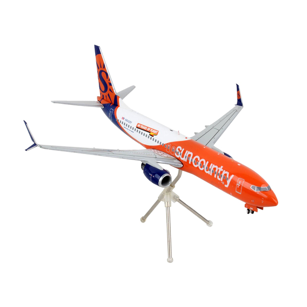 GeminiJets Sun Country Airlines Boeing 737-800 1/200 Model