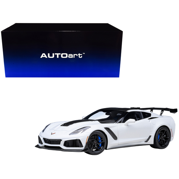 Autoart 2019 Chevrolet Corvette C7 ZR1 1/18 Diecast - Arctic White