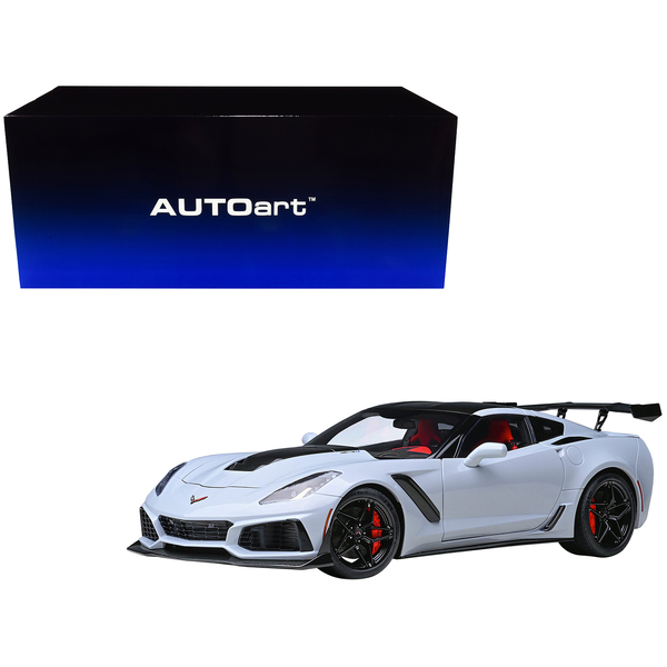 Autoart 1/18 Ceramic Gray Corvette C7 ZR1 - Carbon Top