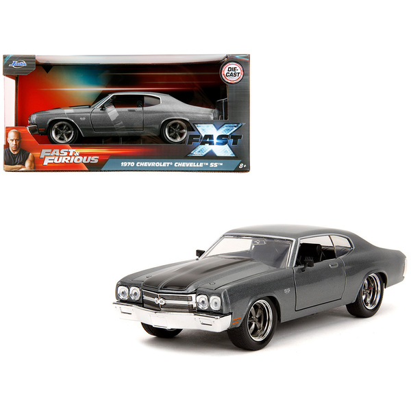Jada 1970 Chevy Chevelle SS Model Car - 1/24 Scale, Gray/Black