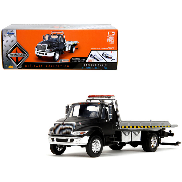Jada International DuraStar 4400 Flatbed Tow Truck - Matte Black 1:24