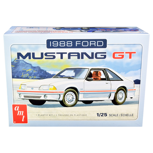 AMT 1988 Ford Mustang GT 1/25 Scale Model Kit