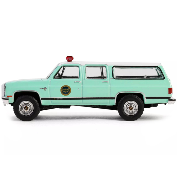 Greenlight 1990 Chevy Suburban K20 Border Patrol 1/64 Diecast