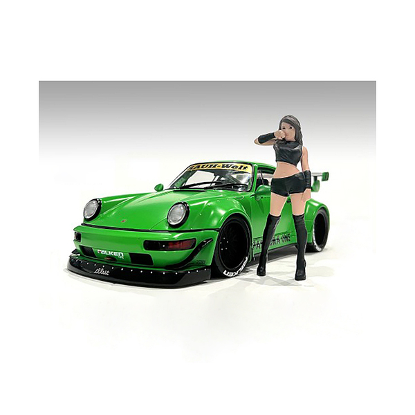 American Diorama Auto Salon Girls Figure 1 - 1:18 Scale