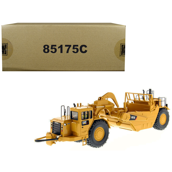CAT Caterpillar 657G Wheel Tractor Scraper 1/50 Model