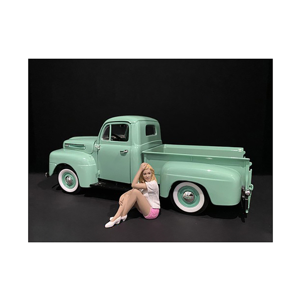 American Diorama Car Girl Madee 1/18 Scale