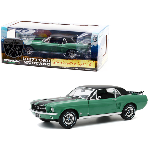 Greenlight 1967 Ford Mustang Coupe "Ski Country Special"